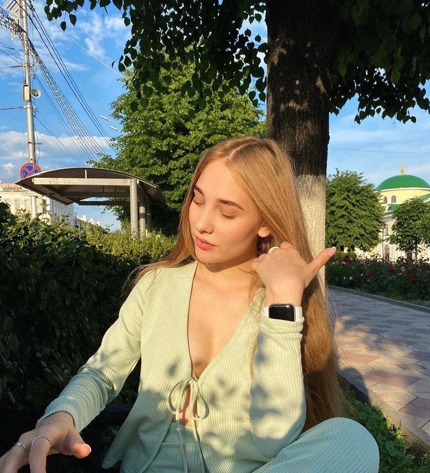 Милана привлекальеная девушка из Батайска цена от 3000 руб