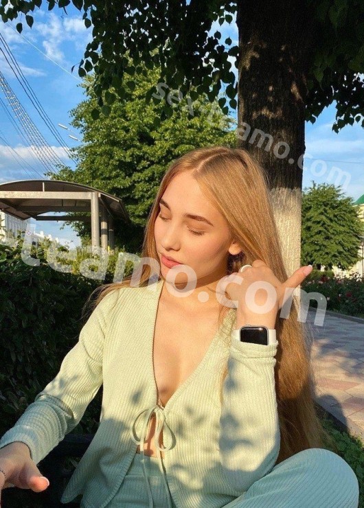 Милана привлекательная девушка из Батайска цена от 3000 руб