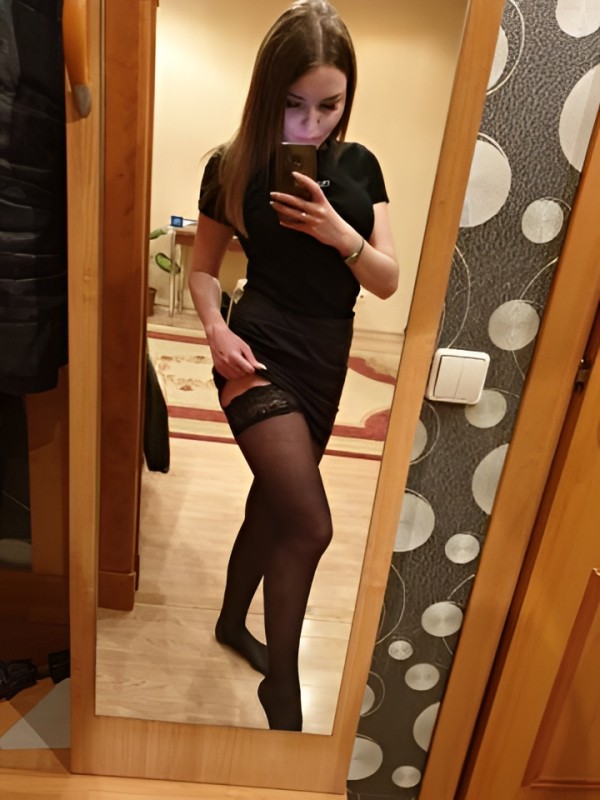 Ирина привлекательная девушка из Батайска цена от 2500 руб